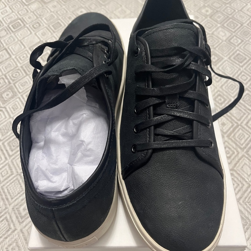 Vince Robinson Black Sneakers 10 1/2